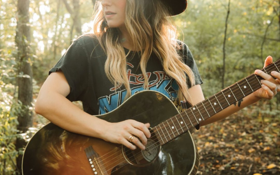 The Cross-Country Music of Singer-Songwriter Caitlyn Smith