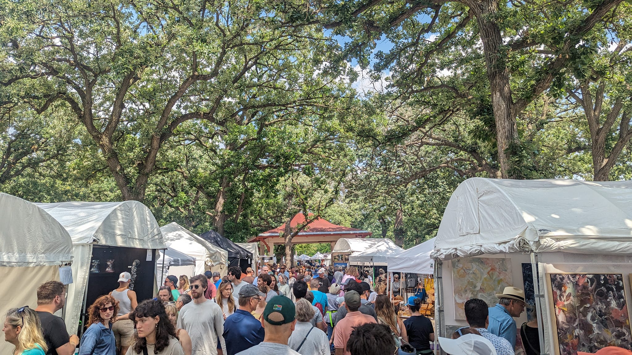 391581975_716491190504469_2545561860419052116_n