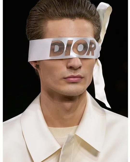 From XXL bags to neckties: Accessories and footwear trends from AW25 menswear