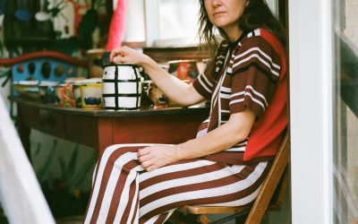 G I N N Y  S I M S by Maria Stanley